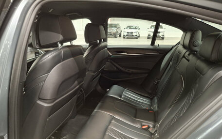 BMW 5 серия, 2018 год, 3 950 000 рублей, 15 фотография