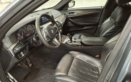 BMW 5 серия, 2018 год, 3 950 000 рублей, 20 фотография