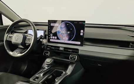 Toyota RAV4, 2026 год, 5 390 000 рублей, 11 фотография