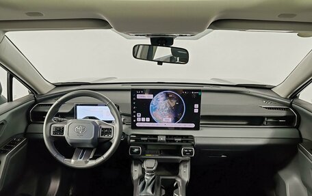 Toyota RAV4, 2026 год, 5 390 000 рублей, 14 фотография