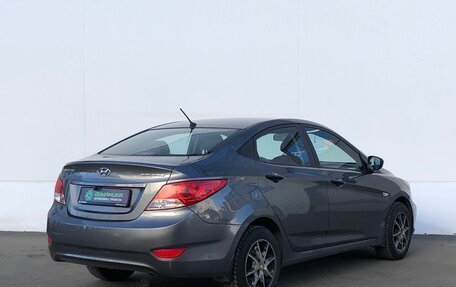 Hyundai Solaris II рестайлинг, 2013 год, 675 000 рублей, 5 фотография