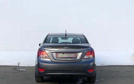 Hyundai Solaris II рестайлинг, 2013 год, 675 000 рублей, 6 фотография