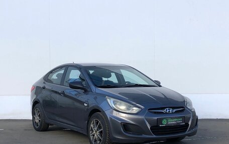 Hyundai Solaris II рестайлинг, 2013 год, 675 000 рублей, 3 фотография