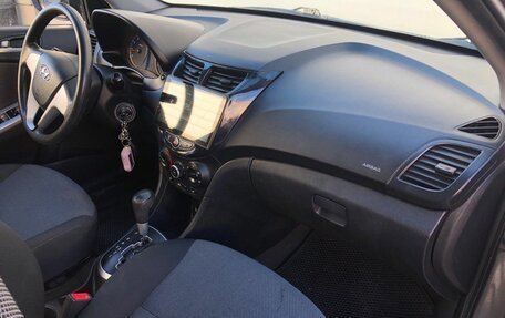 Hyundai Solaris II рестайлинг, 2013 год, 675 000 рублей, 9 фотография