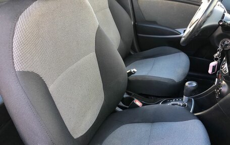 Hyundai Solaris II рестайлинг, 2013 год, 675 000 рублей, 10 фотография