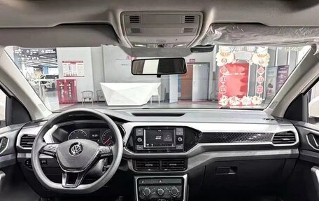 Volkswagen T-Cross I, 2022 год, 1 650 000 рублей, 5 фотография