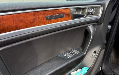 Volkswagen Touareg III, 2010 год, 1 555 555 рублей, 5 фотография