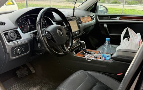 Volkswagen Touareg III, 2010 год, 1 555 555 рублей, 4 фотография