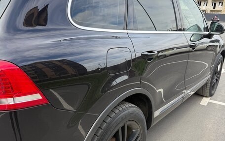 Volkswagen Touareg III, 2010 год, 1 555 555 рублей, 8 фотография