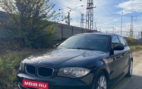 BMW 1 серия, 2009 год, 577 000 рублей, 2 фотография