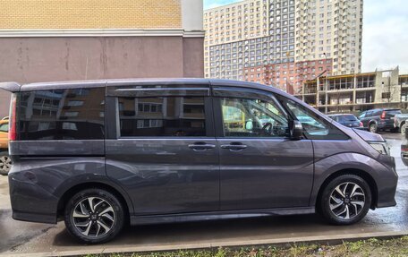 Honda Stepwgn IV, 2018 год, 2 145 000 рублей, 4 фотография