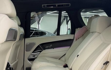 Land Rover Range Rover IV рестайлинг, 2024 год, 22 900 000 рублей, 4 фотография