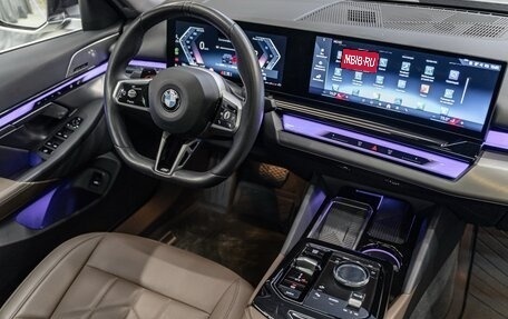 BMW 5 серия, 2024 год, 7 450 000 рублей, 39 фотография