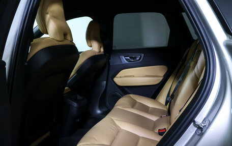 Volvo XC60 II, 2019 год, 3 790 000 рублей, 12 фотография