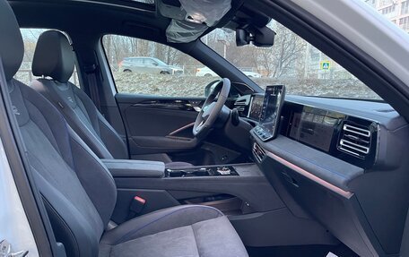 Volkswagen Tiguan, 2025 год, 5 990 000 рублей, 22 фотография