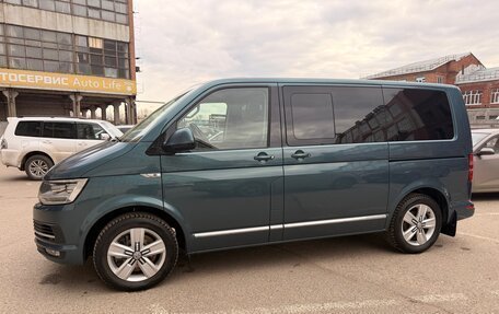 Volkswagen Multivan T6 рестайлинг, 2016 год, 4 100 000 рублей, 3 фотография