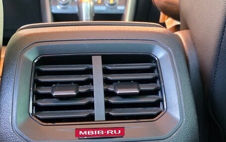 Volkswagen Tiguan II, 2018 год, 2 900 000 рублей, 14 фотография