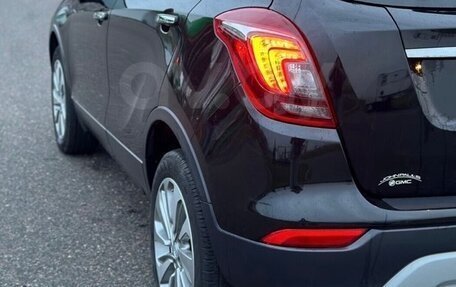 Buick Encore I, 2018 год, 1 400 000 рублей, 6 фотография