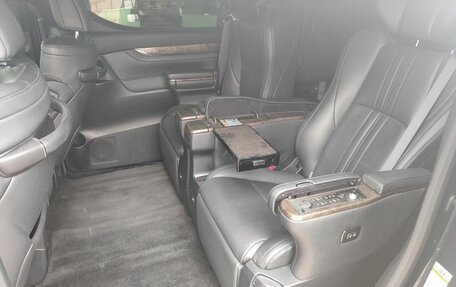 Toyota Alphard III, 2021 год, 4 400 000 рублей, 4 фотография