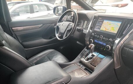 Toyota Alphard III, 2021 год, 4 400 000 рублей, 16 фотография