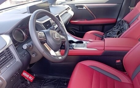 Lexus RX IV рестайлинг, 2022 год, 7 150 000 рублей, 11 фотография
