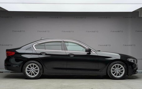 BMW 5 серия, 2019 год, 2 495 000 рублей, 4 фотография