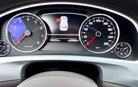 Volkswagen Touareg III, 2016 год, 2 890 000 рублей, 13 фотография