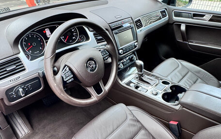 Volkswagen Touareg III, 2016 год, 2 890 000 рублей, 12 фотография