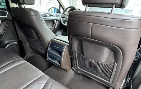 Volkswagen Touareg III, 2016 год, 2 890 000 рублей, 17 фотография