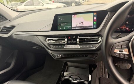 BMW 1 серия, 2021 год, 1 490 000 рублей, 6 фотография