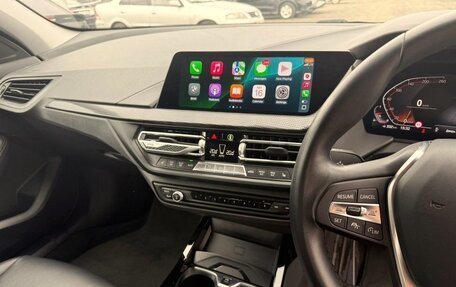 BMW 1 серия, 2021 год, 1 490 000 рублей, 9 фотография