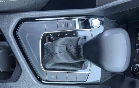 Volkswagen Tiguan II, 2022 год, 2 632 000 рублей, 15 фотография