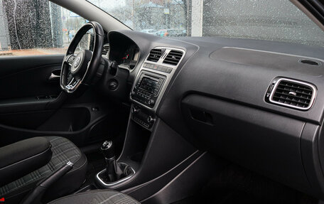 Volkswagen Polo VI (EU Market), 2016 год, 1 180 000 рублей, 7 фотография