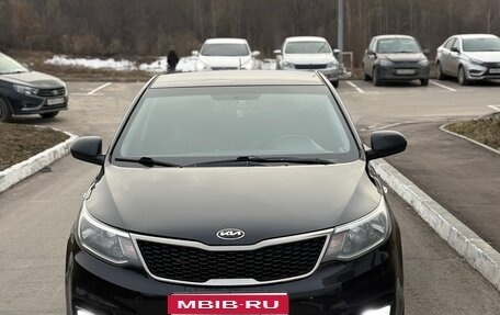 KIA Rio III рестайлинг, 2016 год, 1 050 000 рублей, 1 фотография