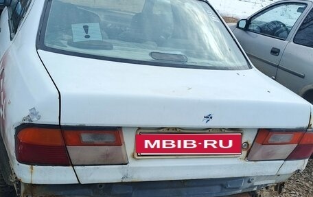 Nissan Primera II рестайлинг, 1990 год, 70 000 рублей, 4 фотография