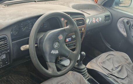 Nissan Primera II рестайлинг, 1990 год, 70 000 рублей, 5 фотография