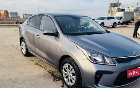 KIA Rio IV, 2018 год, 1 370 000 рублей, 1 фотография