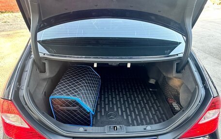 Mercedes-Benz CLS, 2006 год, 1 600 000 рублей, 19 фотография