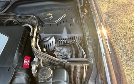 Mercedes-Benz CLS, 2006 год, 1 600 000 рублей, 21 фотография