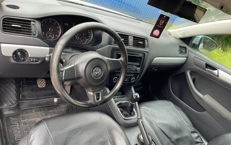 Volkswagen Jetta VI, 2012 год, 1 100 000 рублей, 6 фотография