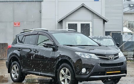 Toyota RAV4, 2015 год, 2 070 000 рублей, 3 фотография