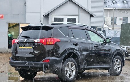 Toyota RAV4, 2015 год, 2 070 000 рублей, 4 фотография