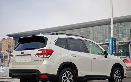 Subaru Forester, 2021 год, 2 420 000 рублей, 3 фотография