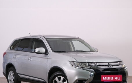 Mitsubishi Outlander III рестайлинг 3, 2016 год, 1 849 000 рублей, 2 фотография