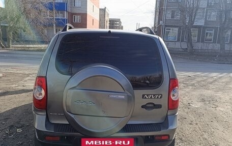 Chevrolet Niva I рестайлинг, 2011 год, 420 000 рублей, 3 фотография