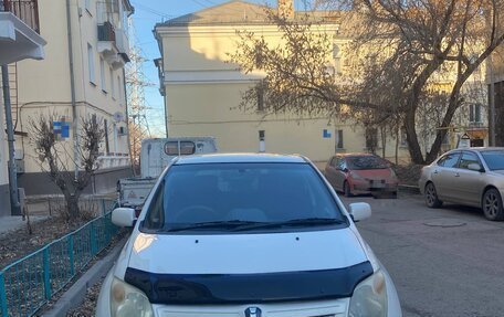 Toyota Ist II, 2002 год, 565 000 рублей, 3 фотография