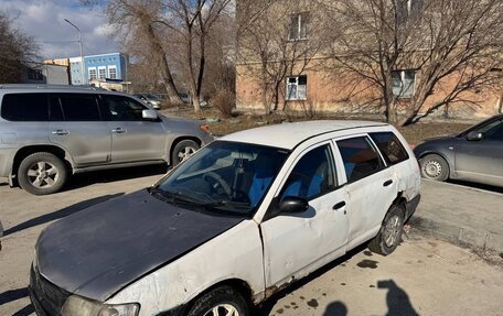 Mazda Familia Y11, 2001 год, 120 000 рублей, 3 фотография