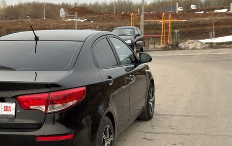 KIA Rio III рестайлинг, 2016 год, 1 050 000 рублей, 4 фотография