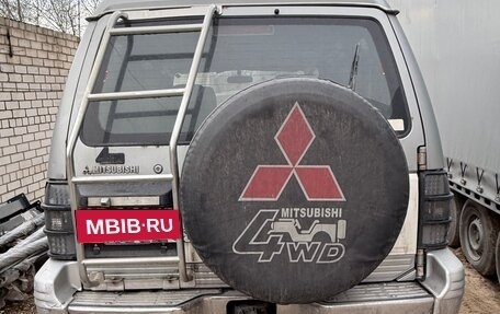 Mitsubishi Pajero III рестайлинг, 1987 год, 660 000 рублей, 3 фотография