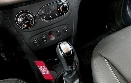 Renault Sandero II рестайлинг, 2019 год, 1 145 000 рублей, 18 фотография